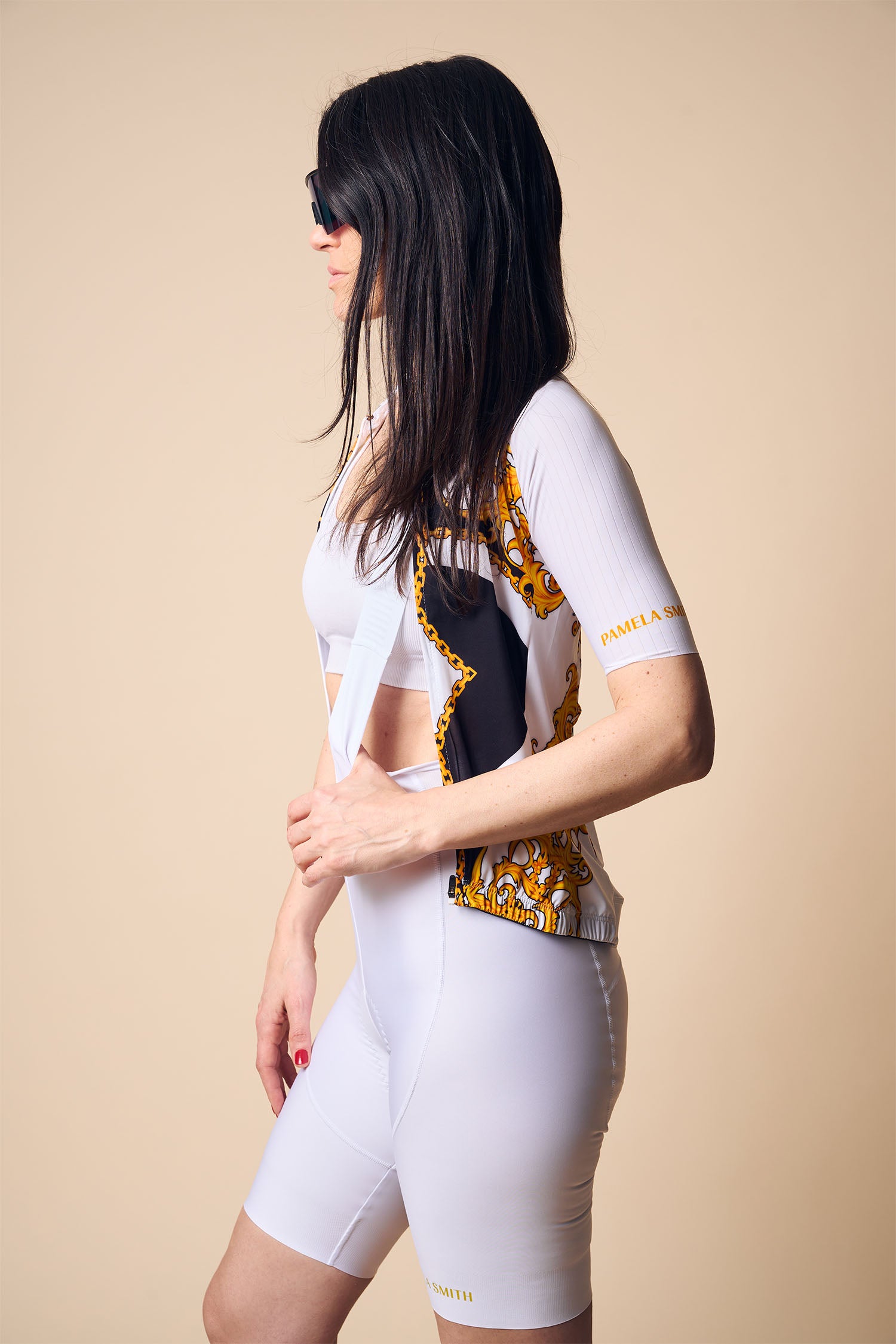 Regina Pro Bibs
